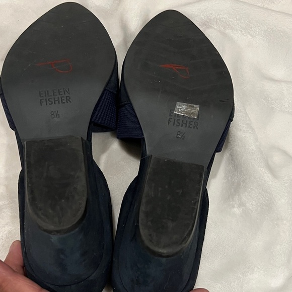 Eileen Fisher Women's d’Orsay Navy Suede wedge style heels size 8 1/2 - Picture 8 of 10
